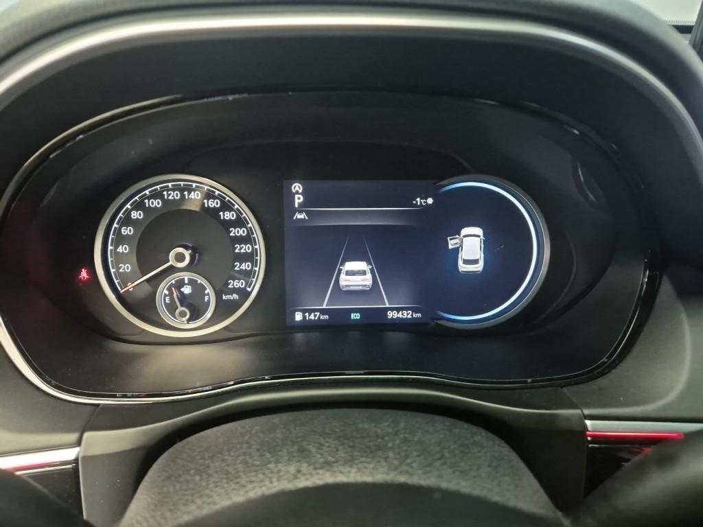 Genesis GV70 - Vista 6