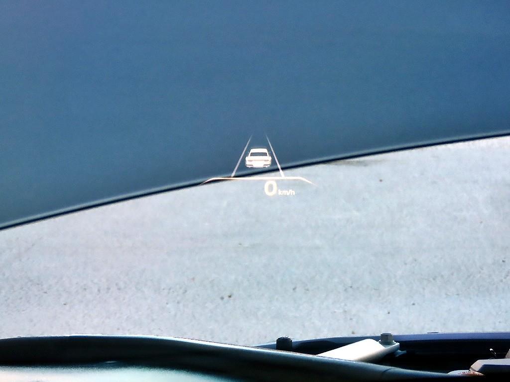 Genesis G80 - Vista 10