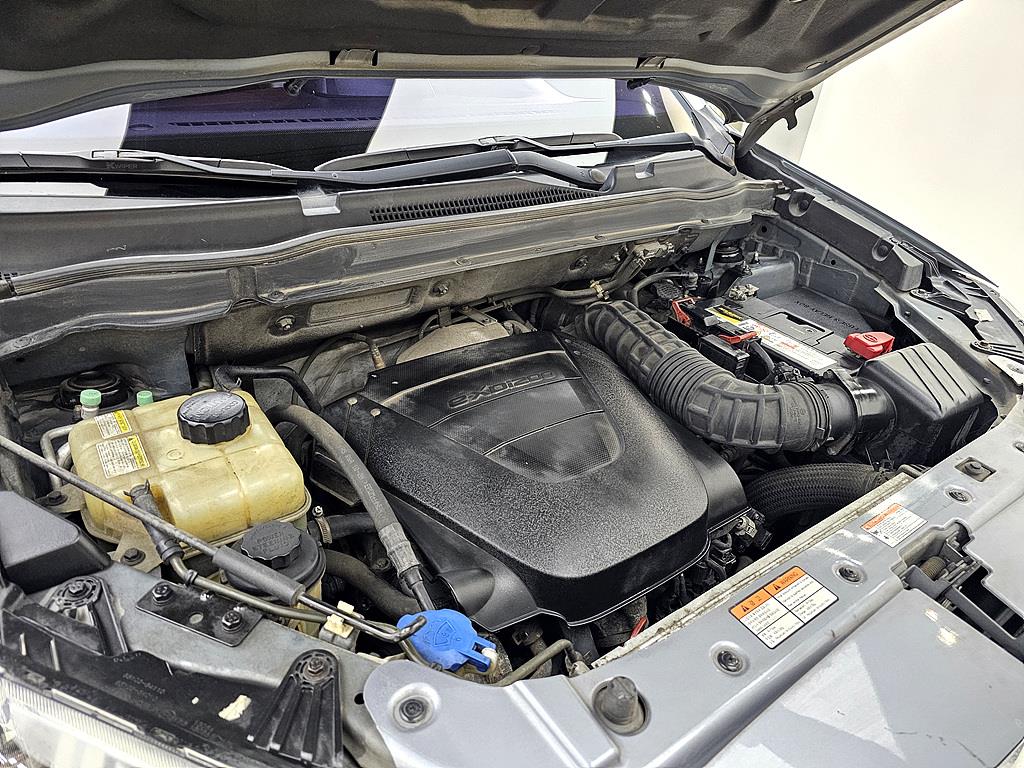 Ssangyong Korando - Vista 6