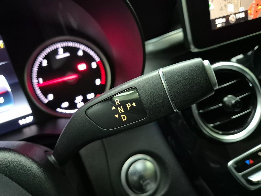 Mercedes Benz GLC Class - Vista 8