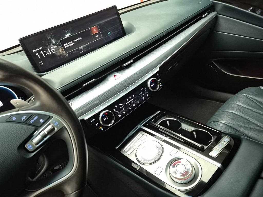 Genesis G80 - Vista 10