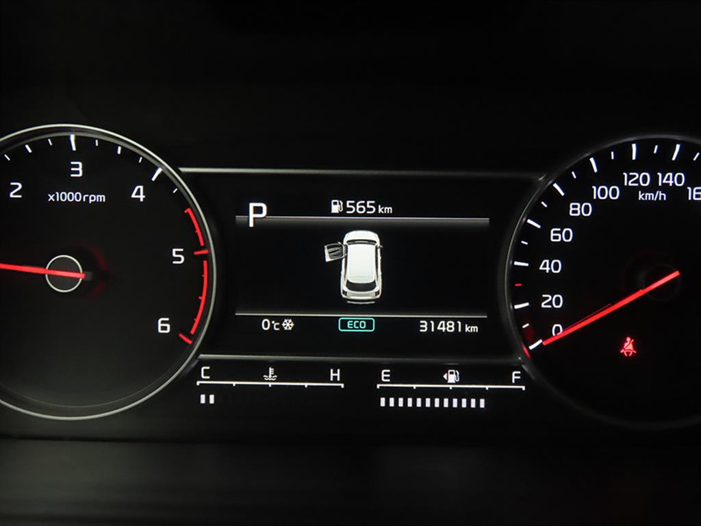 KIA Sorento - Vista 8