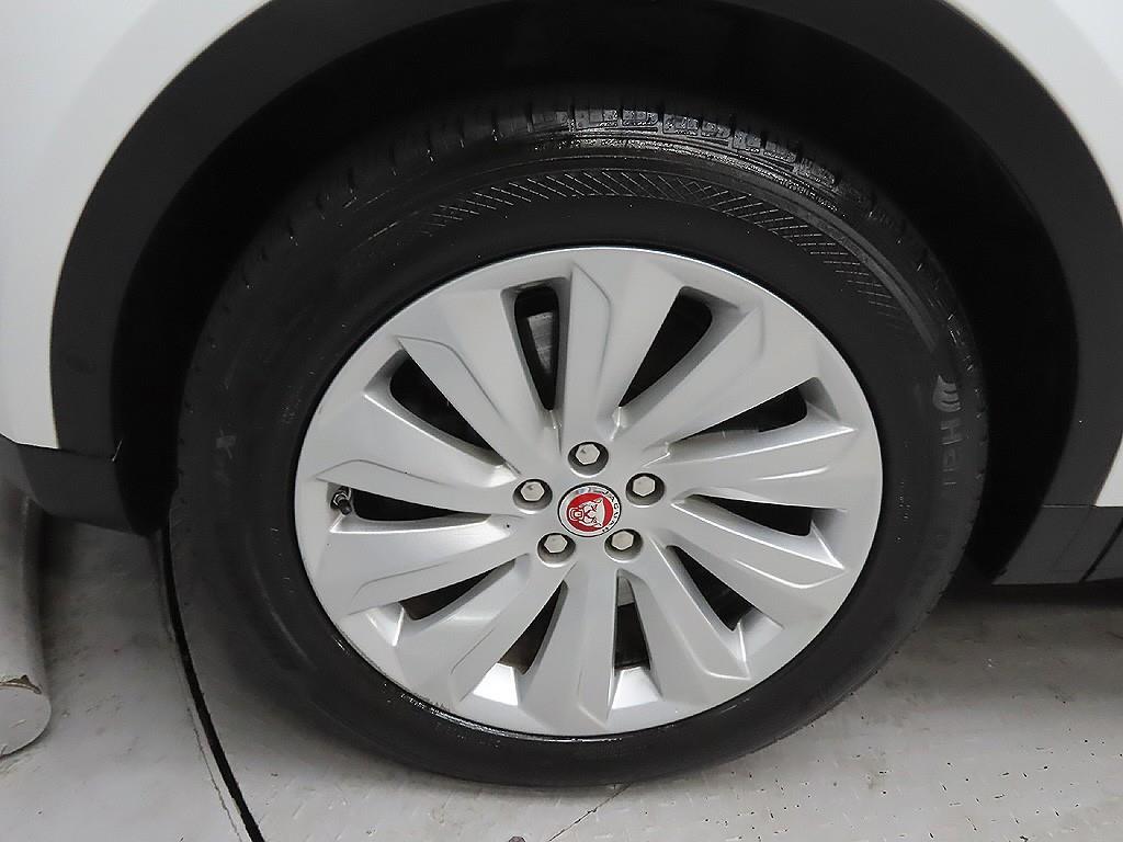 Jaguar E-PACE - Vista 9