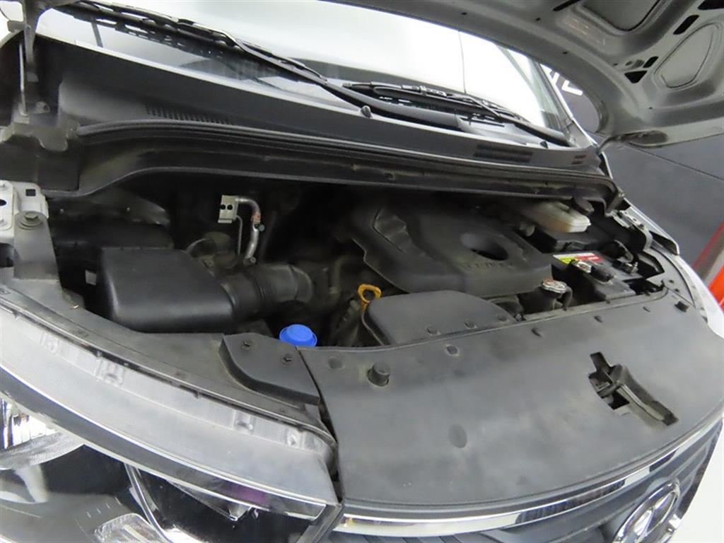HYUNDAI Starex 2019 Plateado - Importación desde Corea - HF Imports Iquique - Foto 16