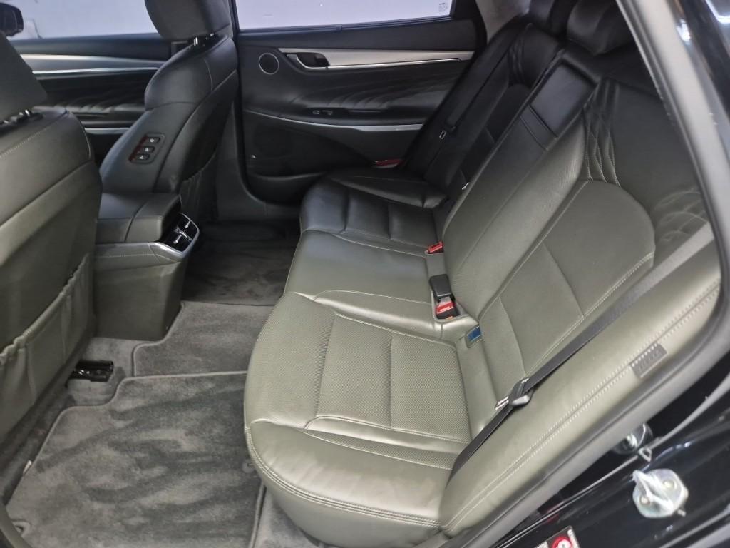 HYUNDAI Grandeur - Vista 12