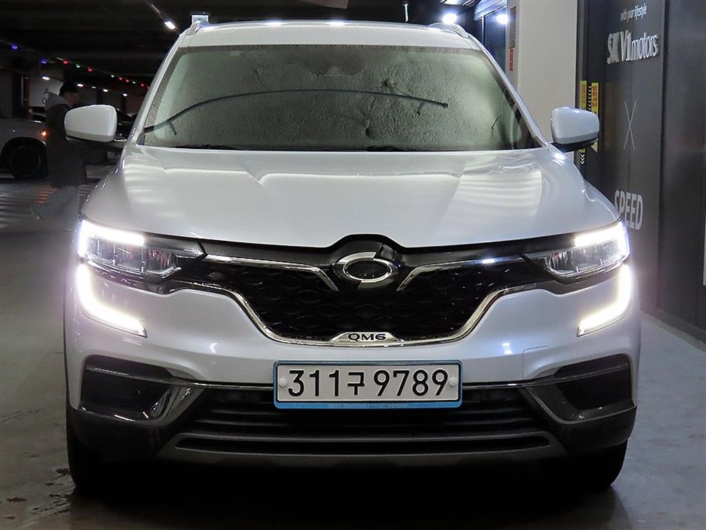 SAMSUNG QM6 - Vista 2