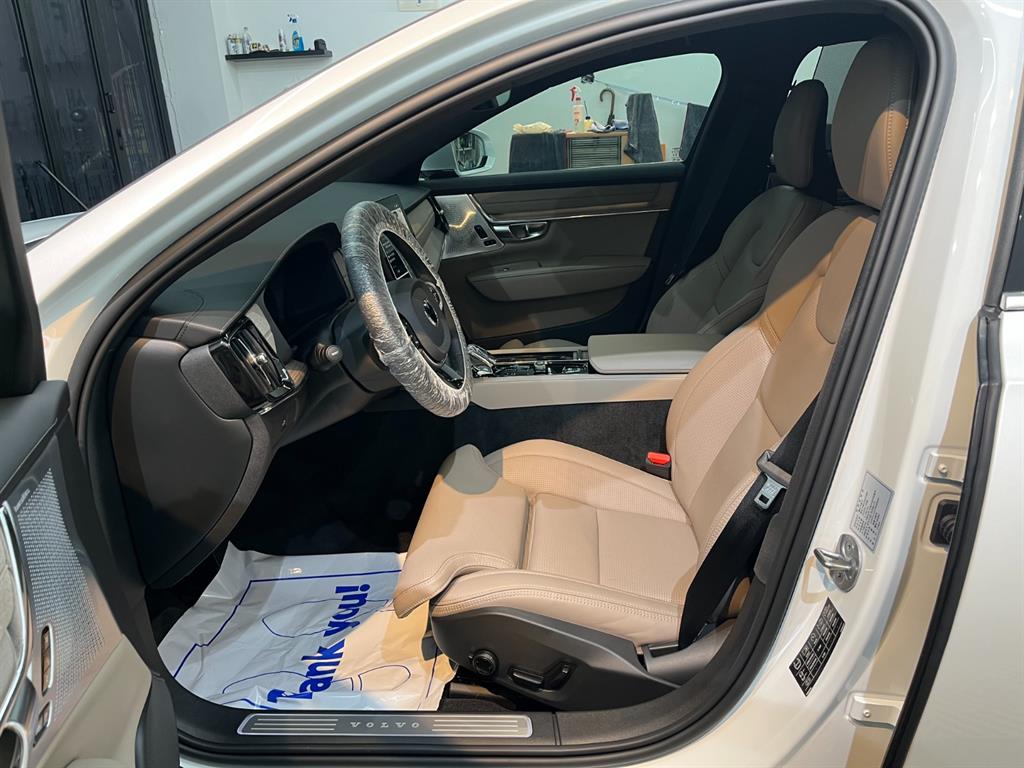 Volvo S90 - Vista 12