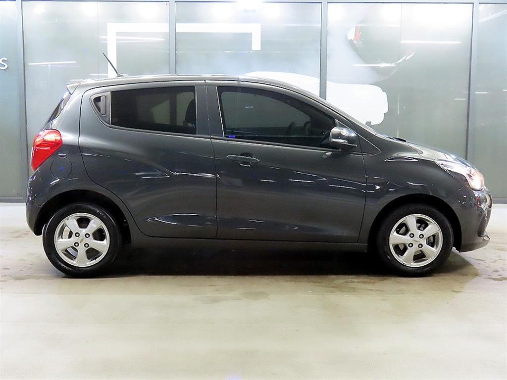 Chevrolet Spark - Vista 3