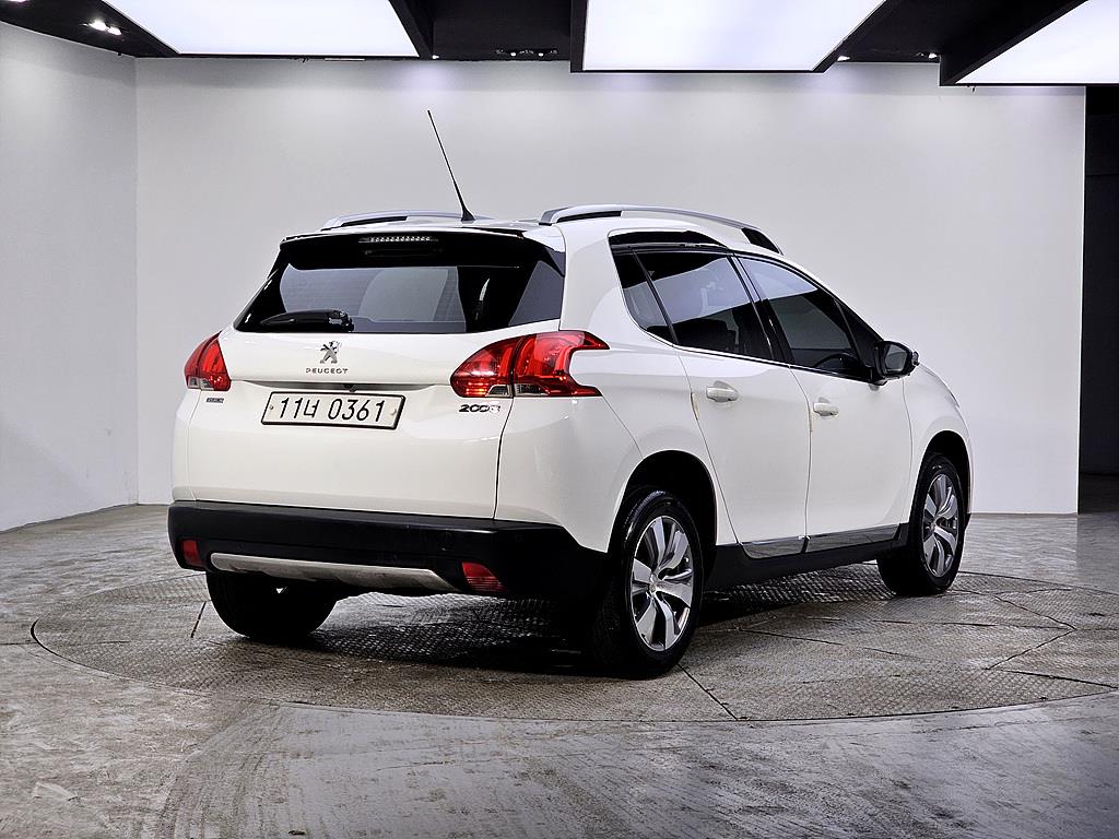 Peugeot 2008 - Vista 4