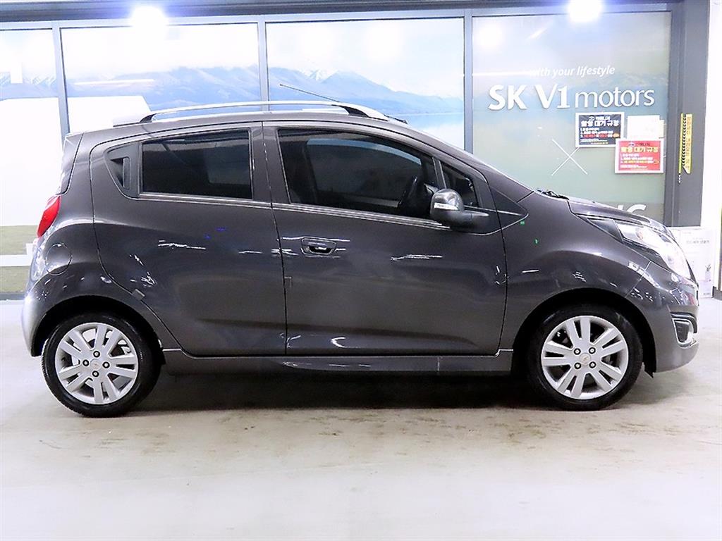 Chevrolet Spark - Vista 3