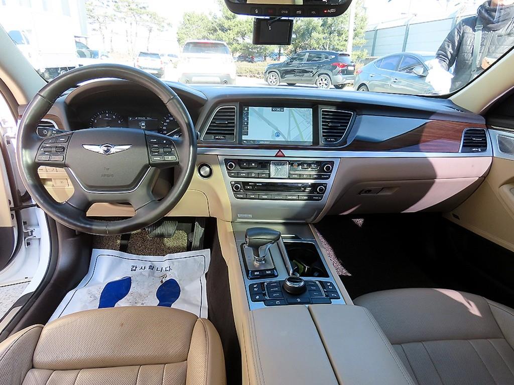 Genesis G80 - Vista 7