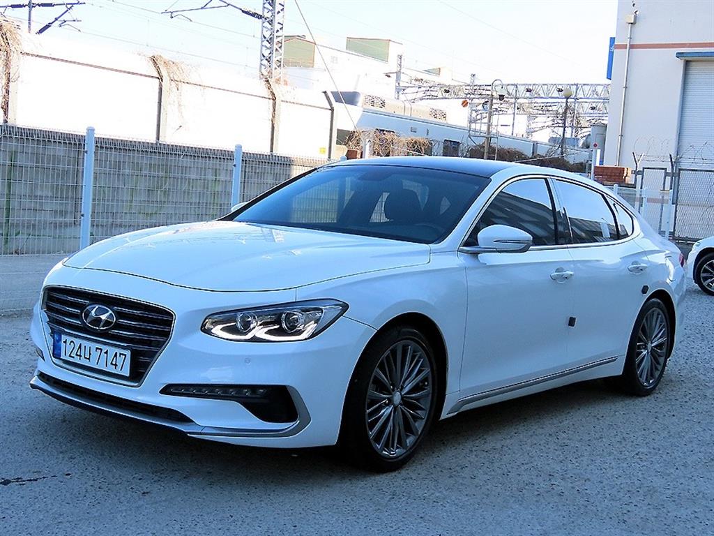 HYUNDAI Grandeur - Vista 2