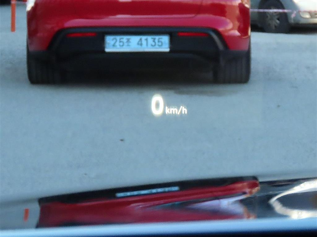 Genesis G90 - Vista 10