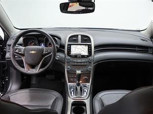 Chevrolet Malibu - Vista 10