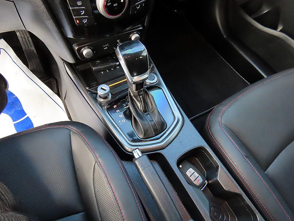 Ssangyong Tivoli - Vista 10