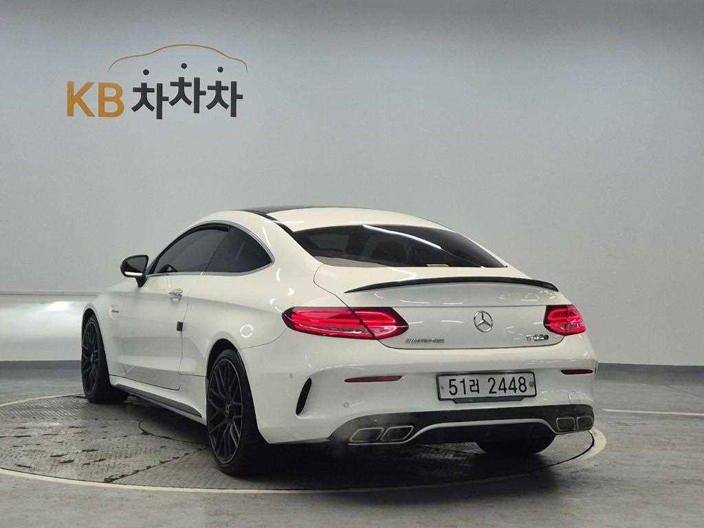 Mercedes Benz C Class - Vista 2