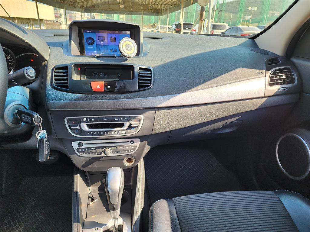 SAMSUNG SM3 2012 Blanco - Importación desde Corea - HF Imports Iquique - Foto 15