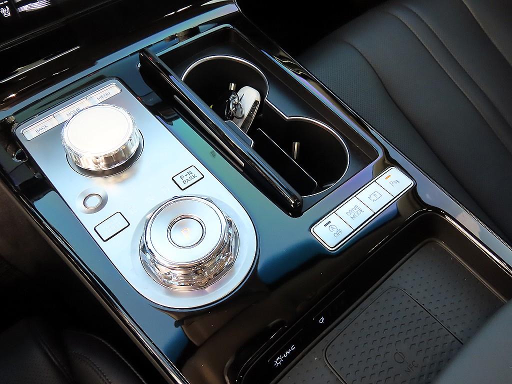 Genesis G80 2026 Blanco - Importación desde Corea - HF Imports Iquique - Foto 13