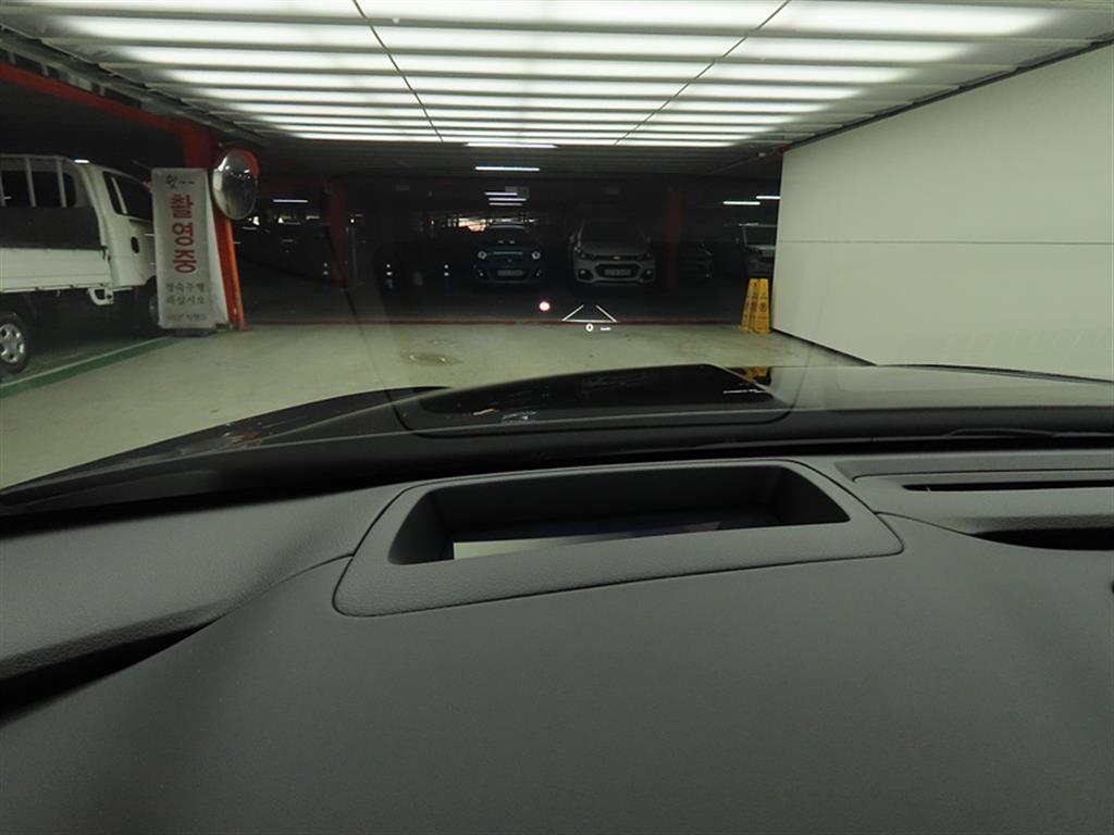 Genesis G80 - Vista 10