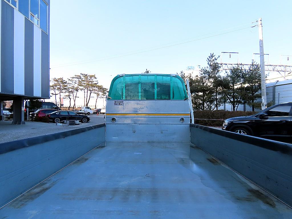 Small Truck Cargo (small) - Vista 5