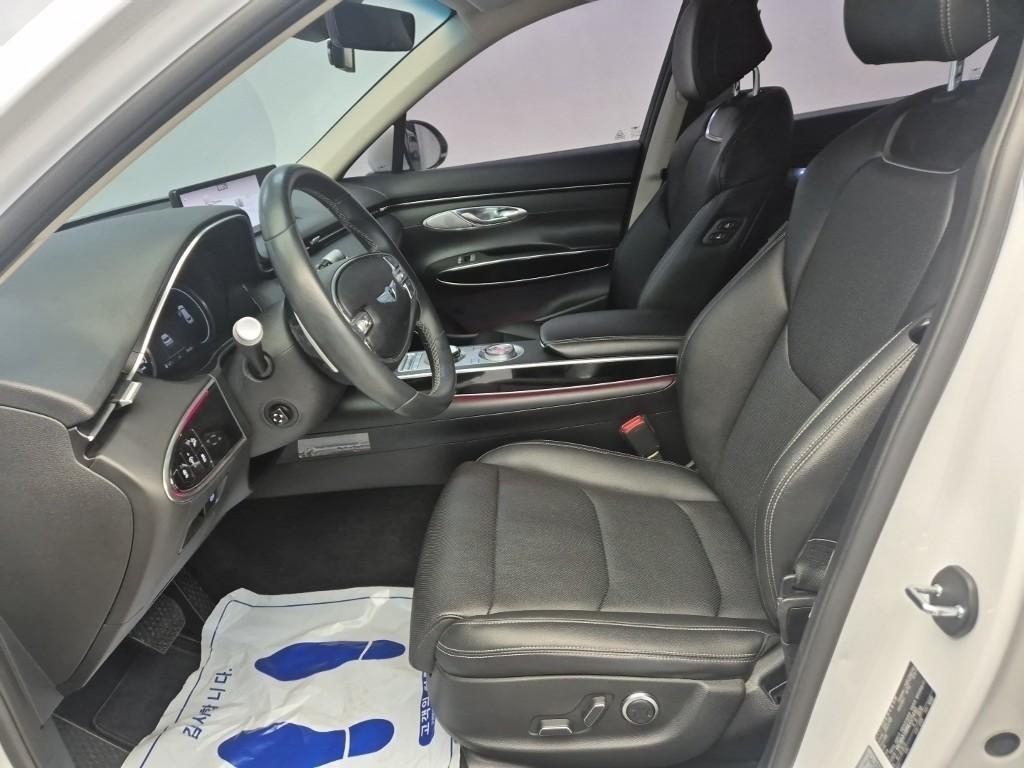 Genesis GV70 - Vista 11