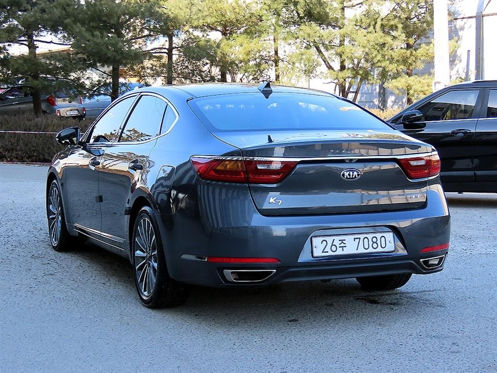 KIA K7 - Vista 3