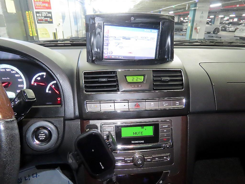 Ssangyong Rexton - Vista 11