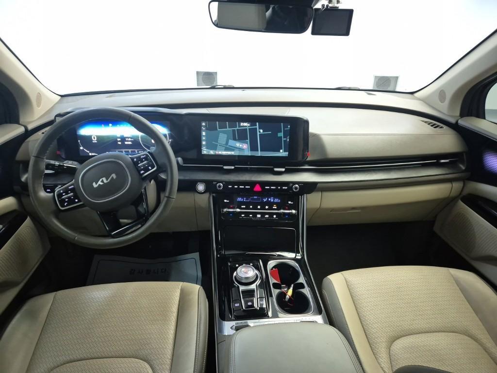 KIA Carnival - Vista 7