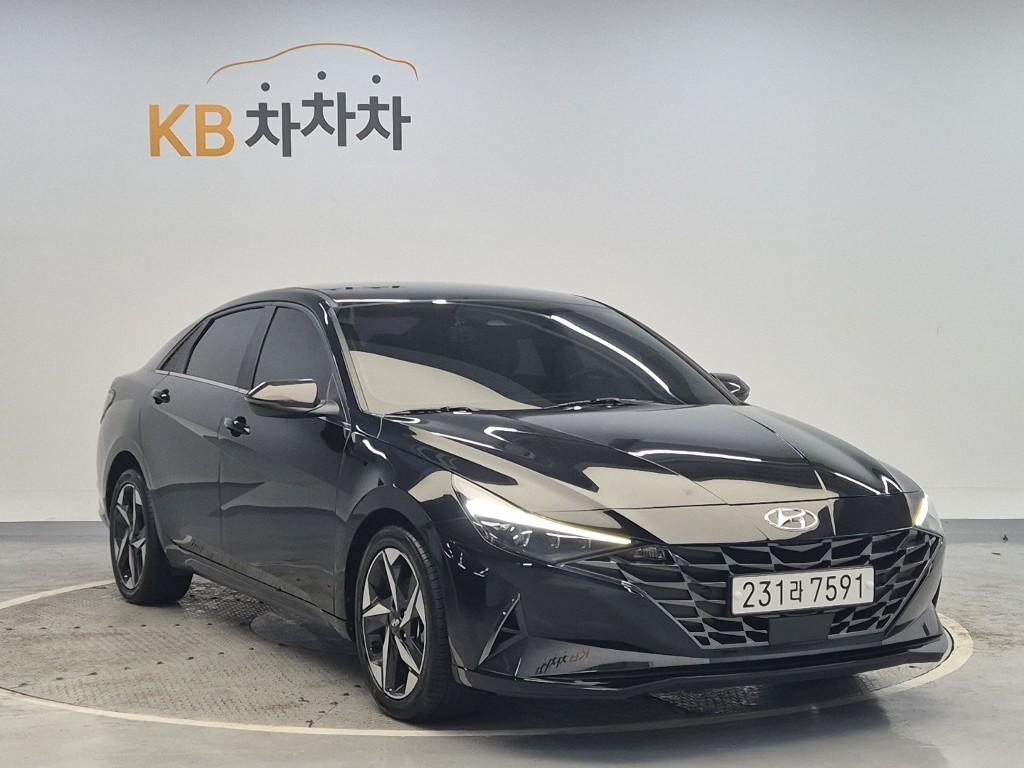 HYUNDAI Avante - Vista 4