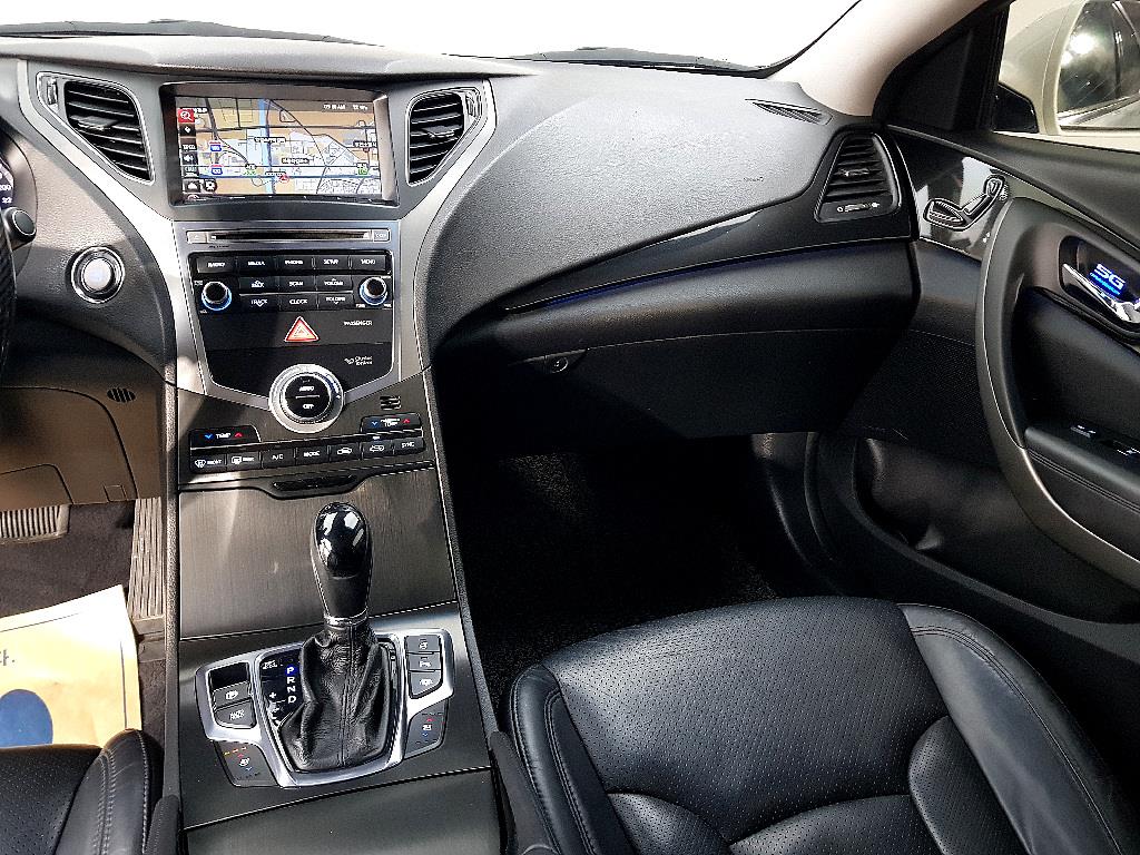 HYUNDAI Grandeur - Vista 10