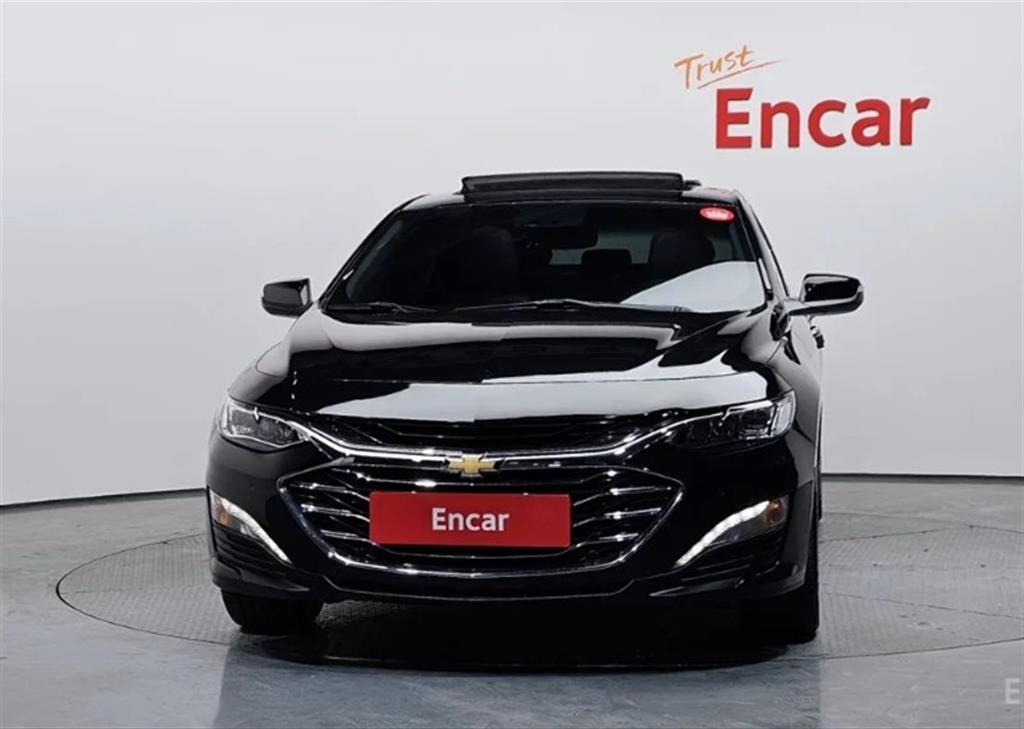 Chevrolet Malibu - Vista 3