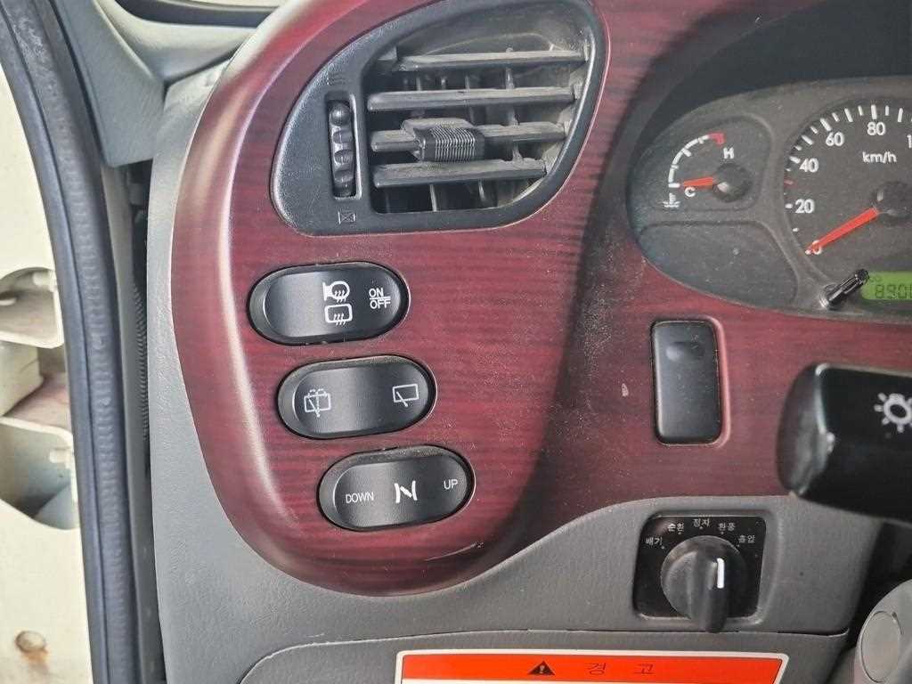 medium and large bus Hyundai bus 2013 Gris - Importación desde Corea - HF Imports Iquique - Foto 13