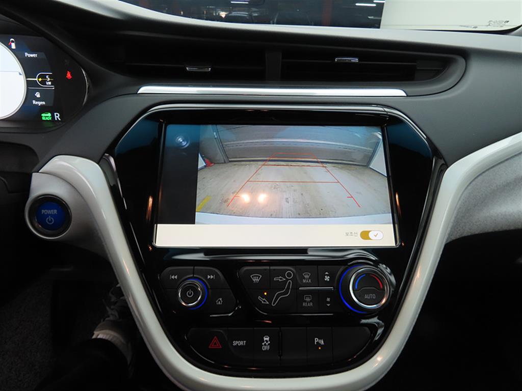 Chevrolet Bolt 2019 Blanco - Importación desde Corea - HF Imports Iquique - Foto 13