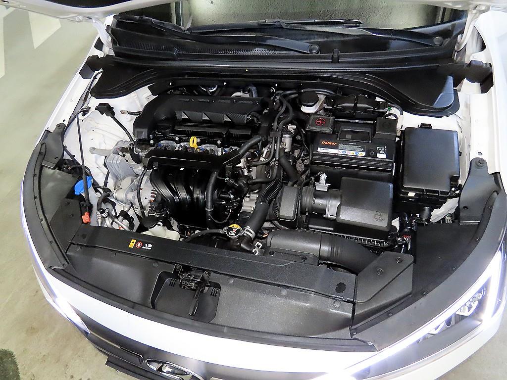 HYUNDAI Avante 2019 Blanco - Importación desde Corea - HF Imports Iquique - Foto 18