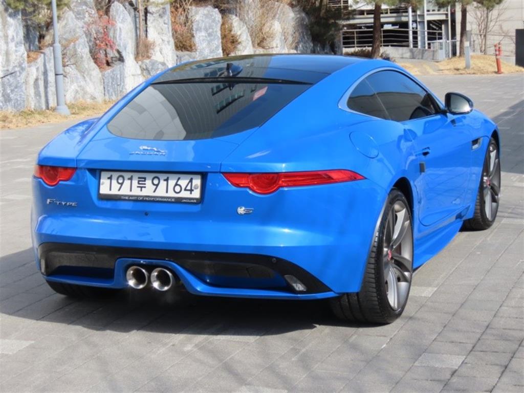 Jaguar F-TYPE - Vista 5