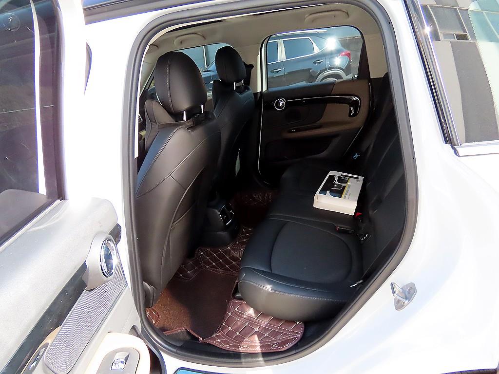 Mini Countryman - Vista 6