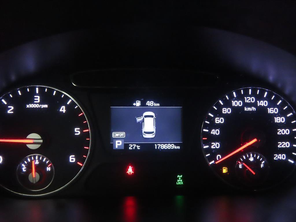 KIA Sorento - Vista 9