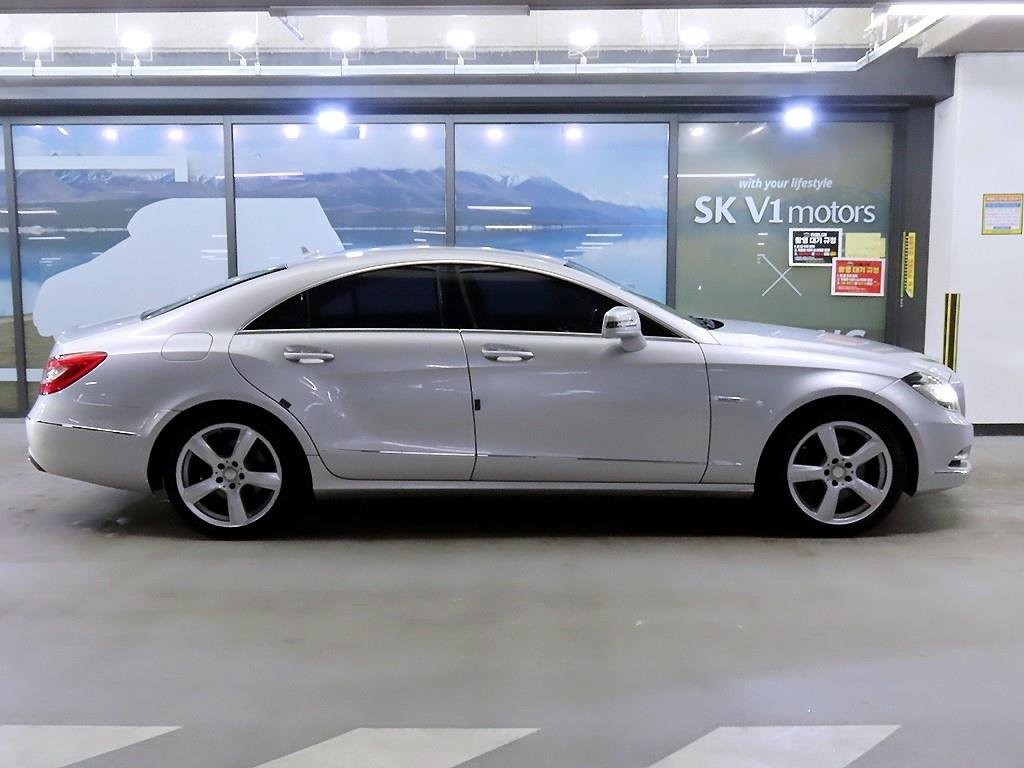 Mercedes Benz CLS Class - Vista 3