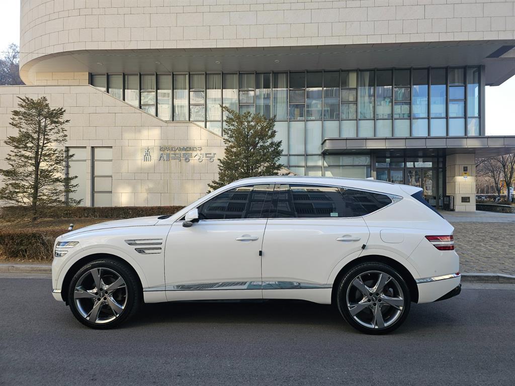 Genesis GV80 - Vista 2