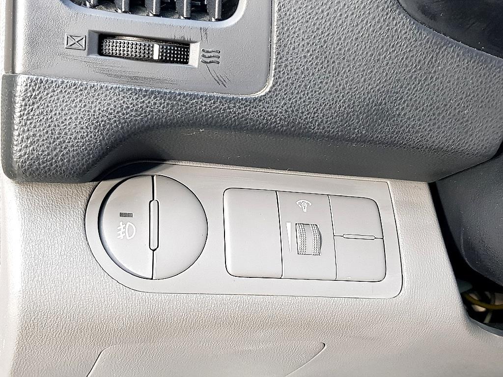 HYUNDAI Starex - Vista 11