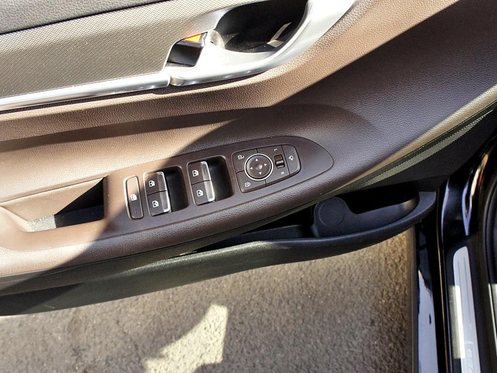 HYUNDAI Grandeur 2022 Negro - Importación desde Corea - HF Imports Iquique - Foto 13