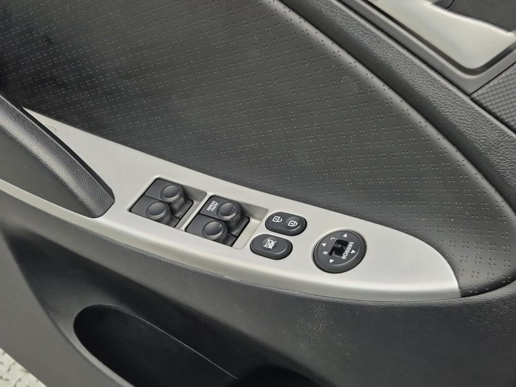 HYUNDAI Accent 2012 Plateado - Importación desde Corea - HF Imports Iquique - Foto 13