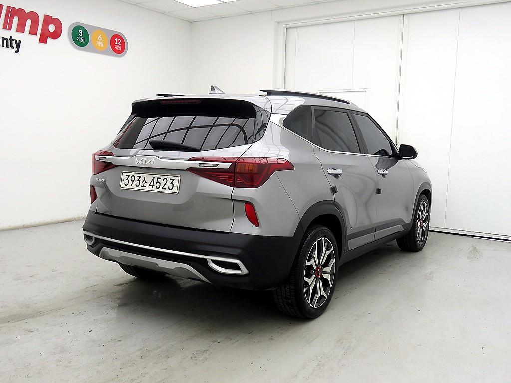 KIA Seltos - Vista 4