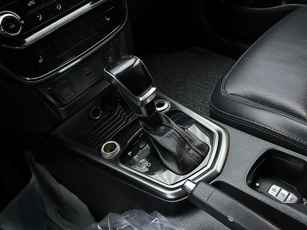 Ssangyong Tivoli 2020 Blanco - Importación desde Corea - HF Imports Iquique - Foto 10