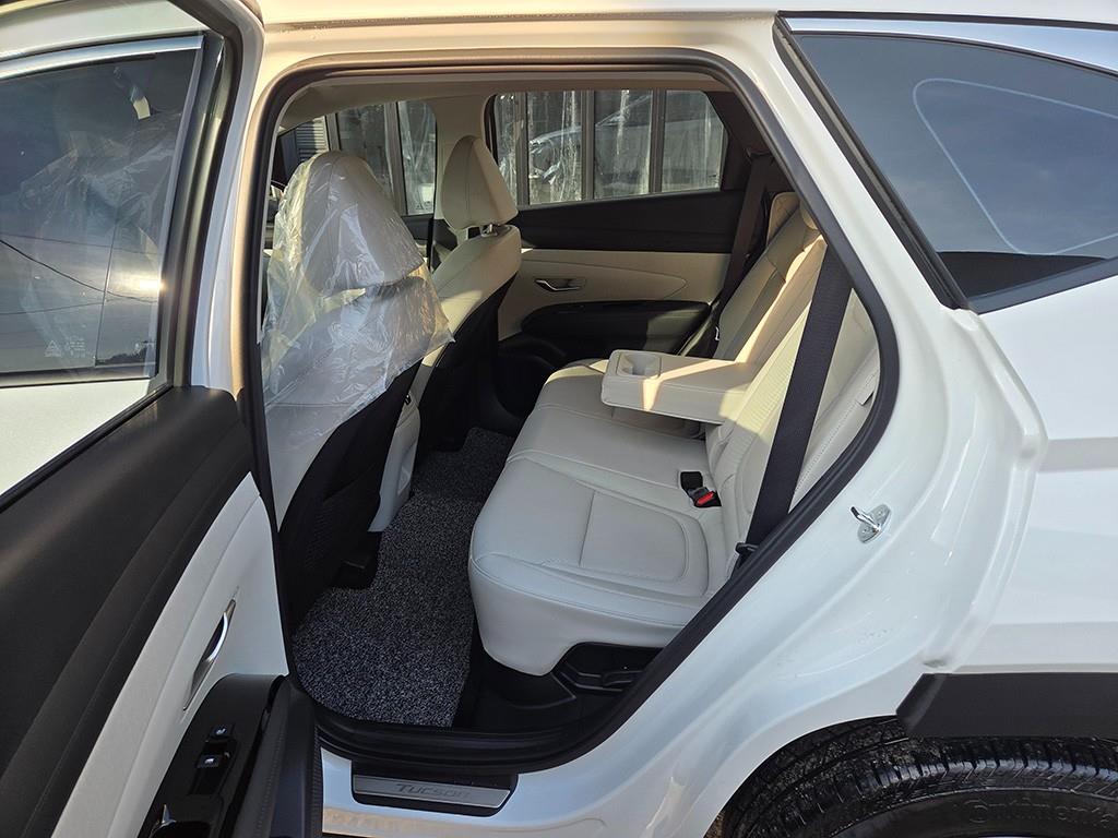 HYUNDAI Tucson - Vista 6