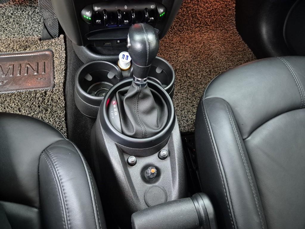 Mini Countryman - Vista 8