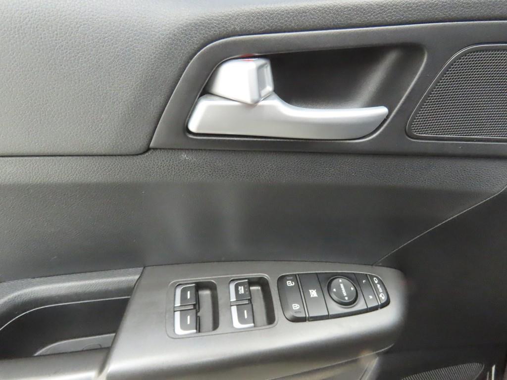 KIA Sportage - Vista 9