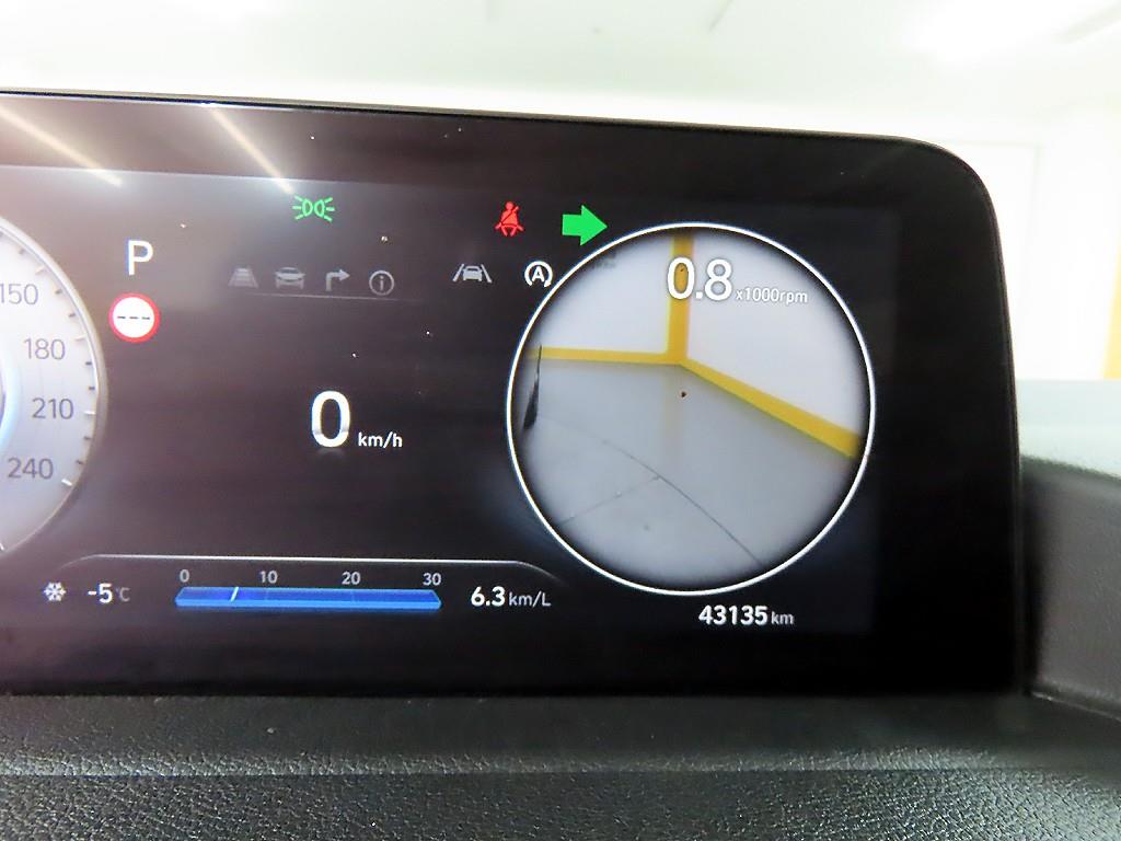 HYUNDAI Staria - Vista 8