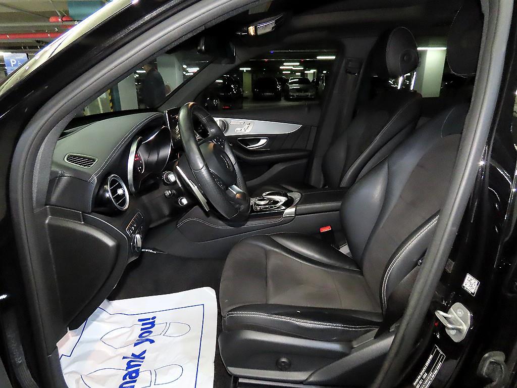 Mercedes Benz GLC Class - Vista 6