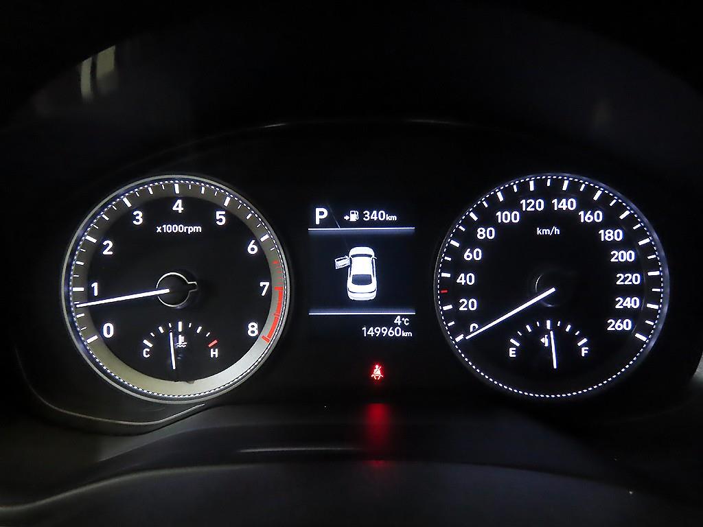 HYUNDAI Grandeur - Vista 9